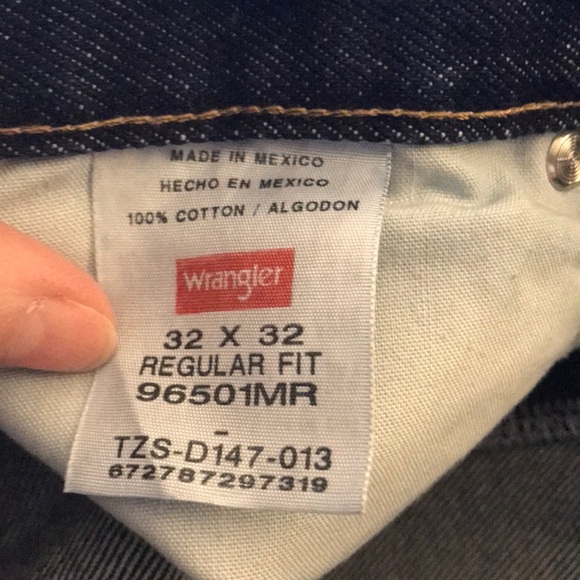 WRANGLER® FIVE STAR PREMIUM DENIM REGULAR FIT JEAN - Picture 7 of 7